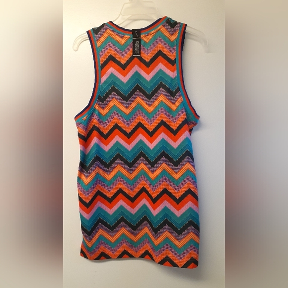 Multi-coloured Nike workout tank top - size small - Picture 3 of 5